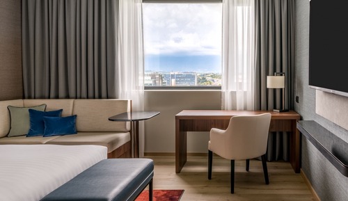 Deluxe Room, 1 King Bed, Non Smoking
