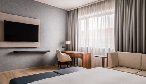Corner Suite