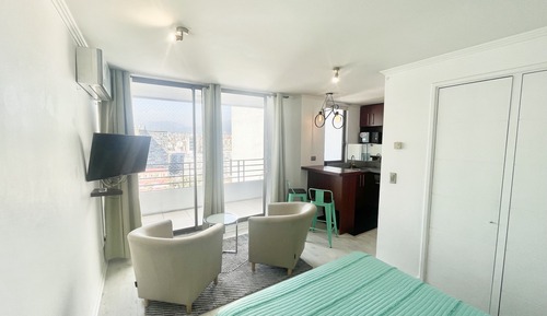 Deluxe Studio Suite