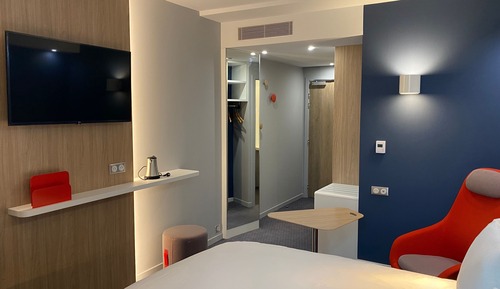 Standard Room, 1 Queen Bed with Sofa bed