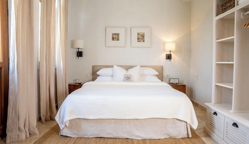 Deluxe Room, Non Smoking, Mountain View