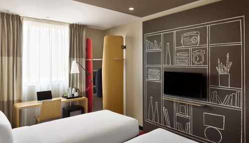 Twin Room, 1 Twin Bed (Skyline, High Floor)
