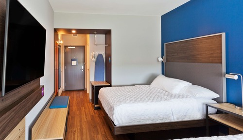 Room, 2 Queen Beds