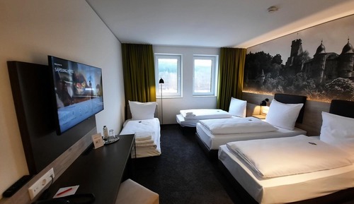 Standard Triple Room