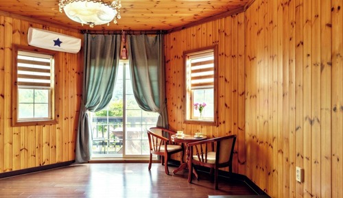 Room (101 - Base 2 pax)