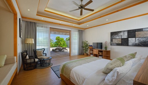 Two Bedroom Beach Pool Residence