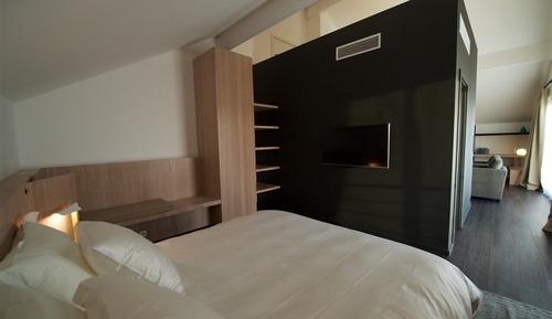 Luxury Room