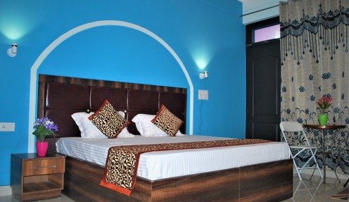 Suite With View