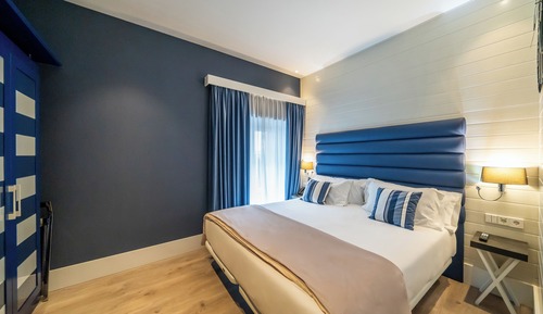 Double Room (Cozy)
