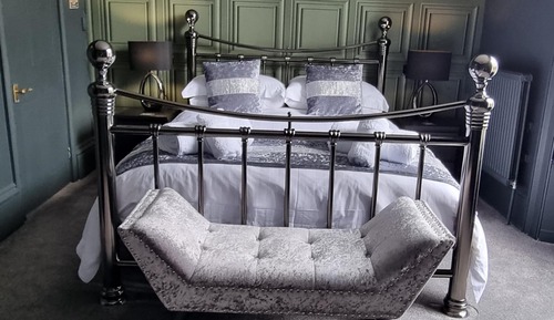 Luxury Double Room, Accessible, Ensuite (Marigold Room)