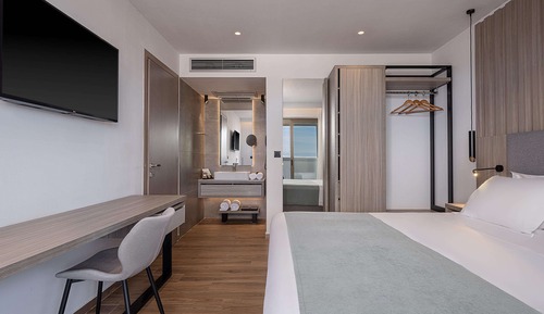 Executive Suite, Private Pool, Mountain View