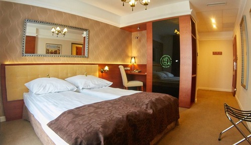 Basic Double Room