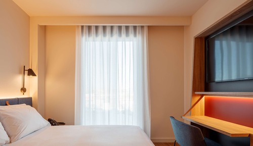Family Room, 1 Queen Bed with Sofa bed