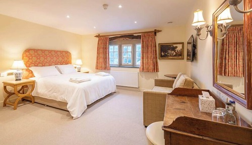 Clougha - Super King Size Bedroom