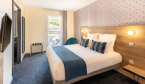 Suite, 1 Queen Bed, Non Smoking (with Sofabed)