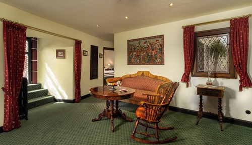 Premium Suite
