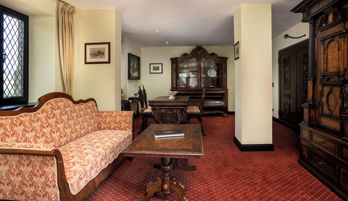 Exclusive Suite