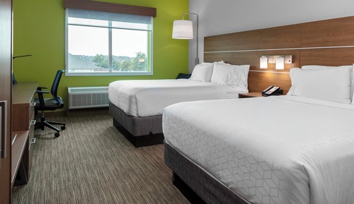 Standard Room, 2 Queen Beds, Accessible Bathtub (Mobility, Accessible Tub)