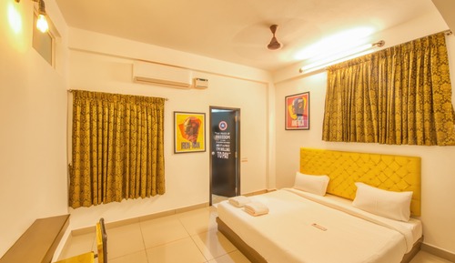 House with 2 Bedrooms (5 Adults)