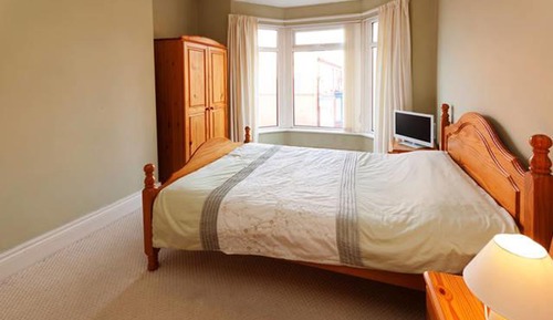 Standard Double Room, Shared Bathroom (Comfy)