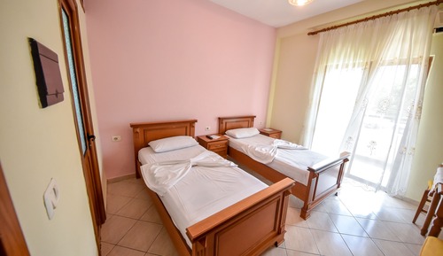 Economy Double or Twin Room, 2 Bedrooms, Non Smoking, City View