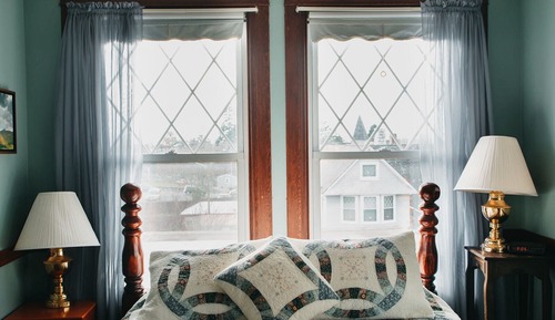 Room (Blue Ridge Room)