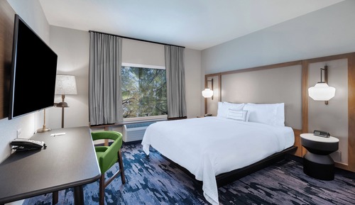 Room, 1 King Bed (Hearing Accessible)