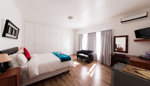 Classic Double Room