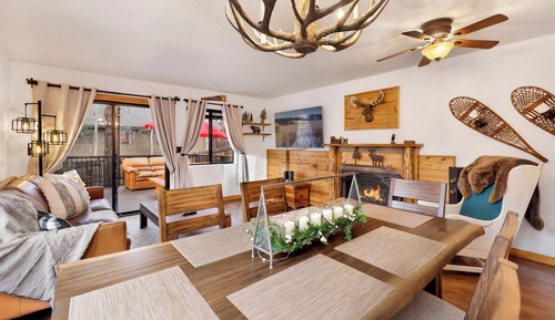 House, Multiple Beds, Hot Tub, Mountain View (1411)