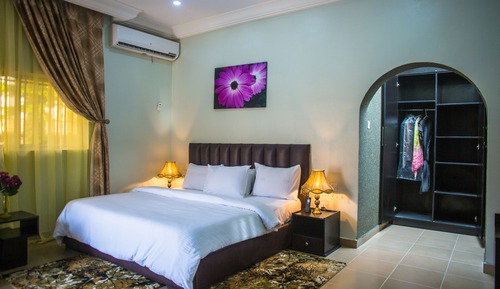 Executive Room