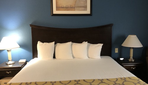 Efficiency, Room, 1 King Bed, Non Smoking