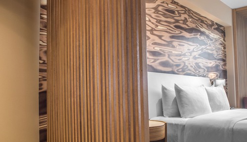 Room, 1 King Bed, Balcony
