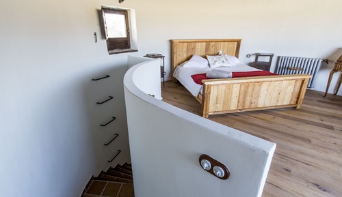 Deluxe Suite (The Silo)