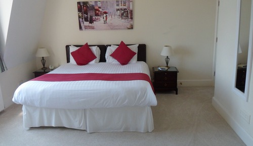 Deluxe Double or Twin Room (Room 2)