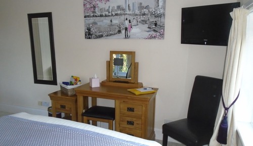 Double Room (Room 3)
