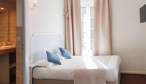 Basic Double Room