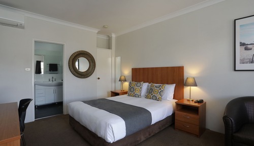 Standard Room, Non Smoking (Queen Room)