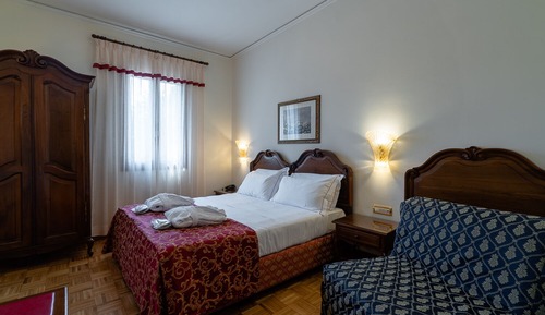 Double Room (Plus)