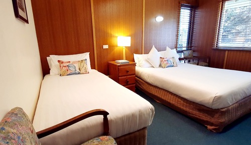 Queen Room Plus (Motel)