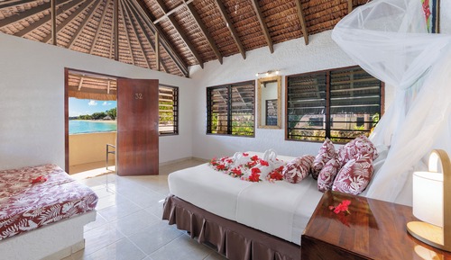 Bungalow, Beachfront