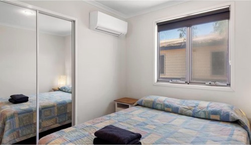 Deluxe 2 Bedroom Cabin