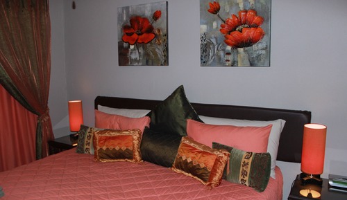 2 Family Rooms Self Catering