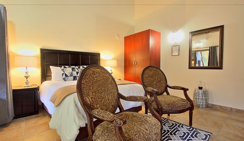 Luxury Stay Suite
