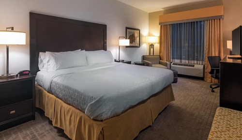 Standard Room, 1 King Bed (Extra Floor Space)