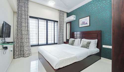 Three Bedroom Executive Apartment