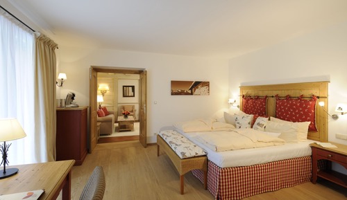 Premium Suite, 1 King Bed, Mountain View (Gartensuite)