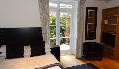 Superior Room, Patio