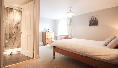 Double Room (Goose Lane)