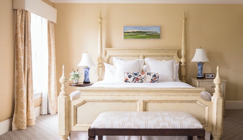 Deluxe Room, 1 King Bed (Deluxe King Room)
