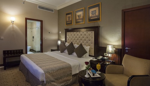 Suite, 1 Double Bed, Sea View